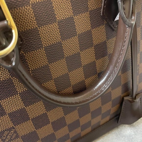 Louis Vuitton Alma PM - Picture 3 of 11
